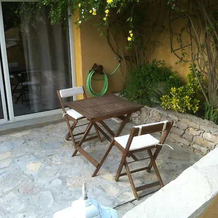 Rose 住宿加早餐酒店 *