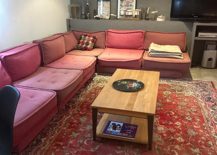 Rose Bed & Breakfast